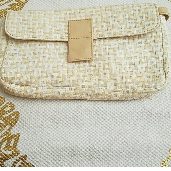 JESSICA SIMPSON LARGE TOTE AND SMALL SHOULDER BAG - Picture 4 of 4